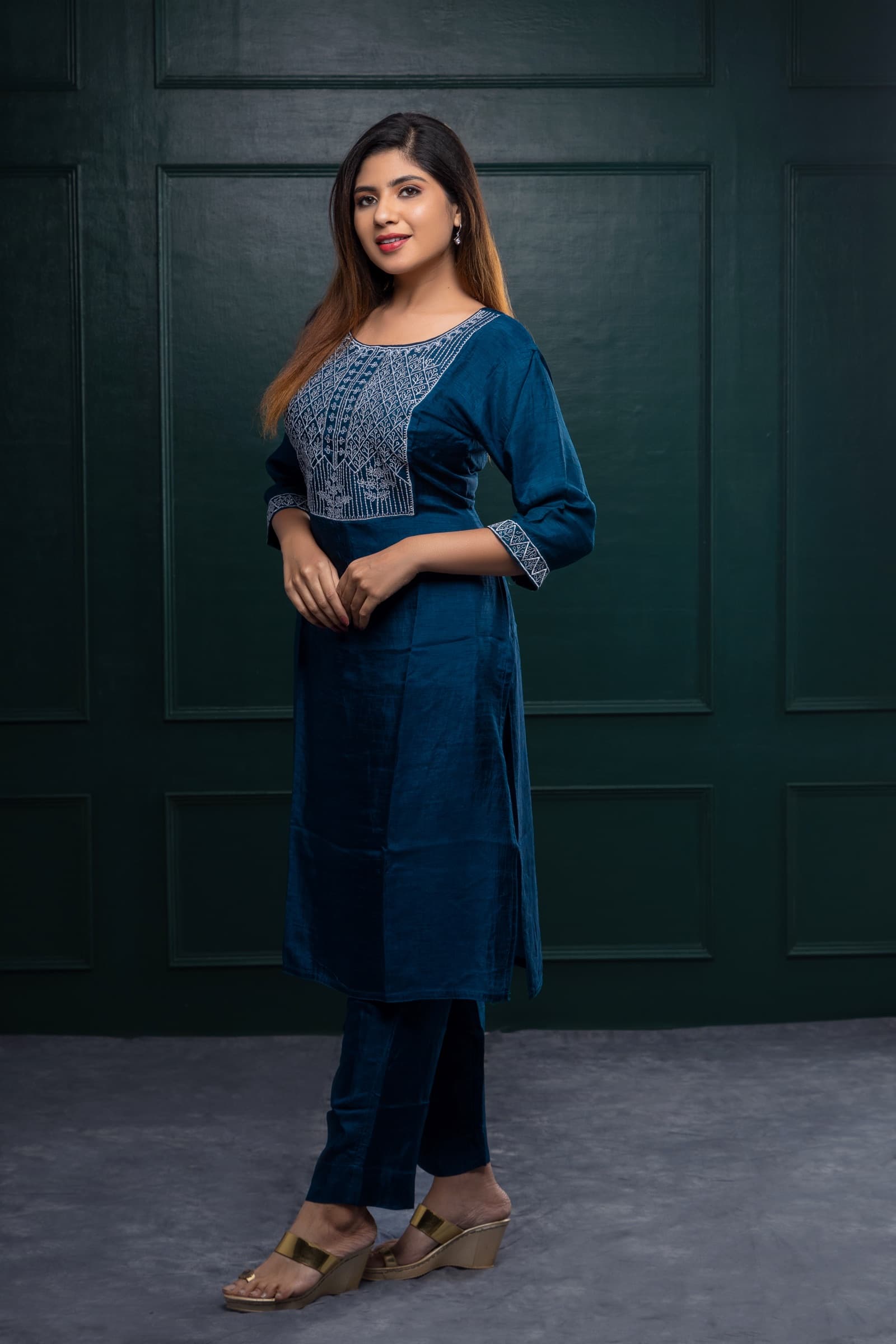 Midnight Teal, E-commerce Campaign